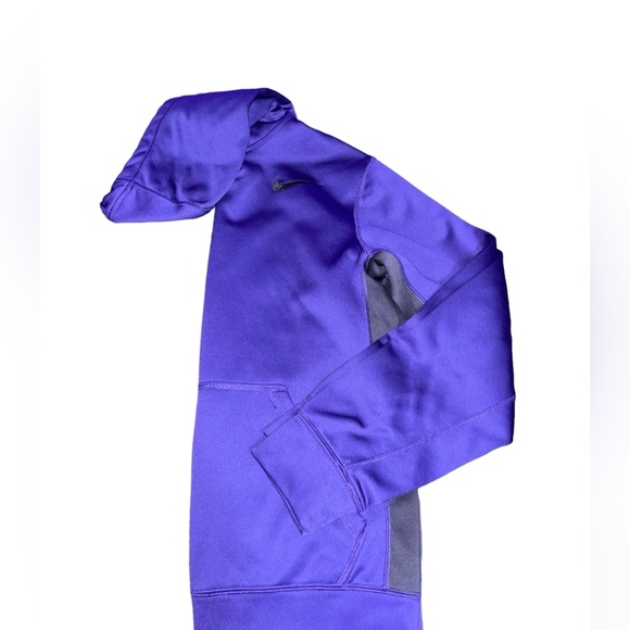 Nike Therma-Fit hoody Purple Size S with pockets - Picture 8 of 9